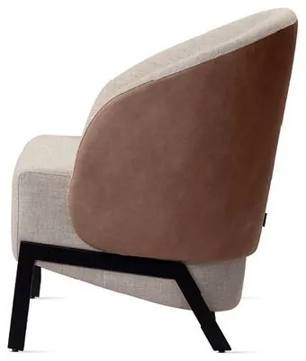 Poltrona IABÁ, 70 cm de profundidade, de perfil